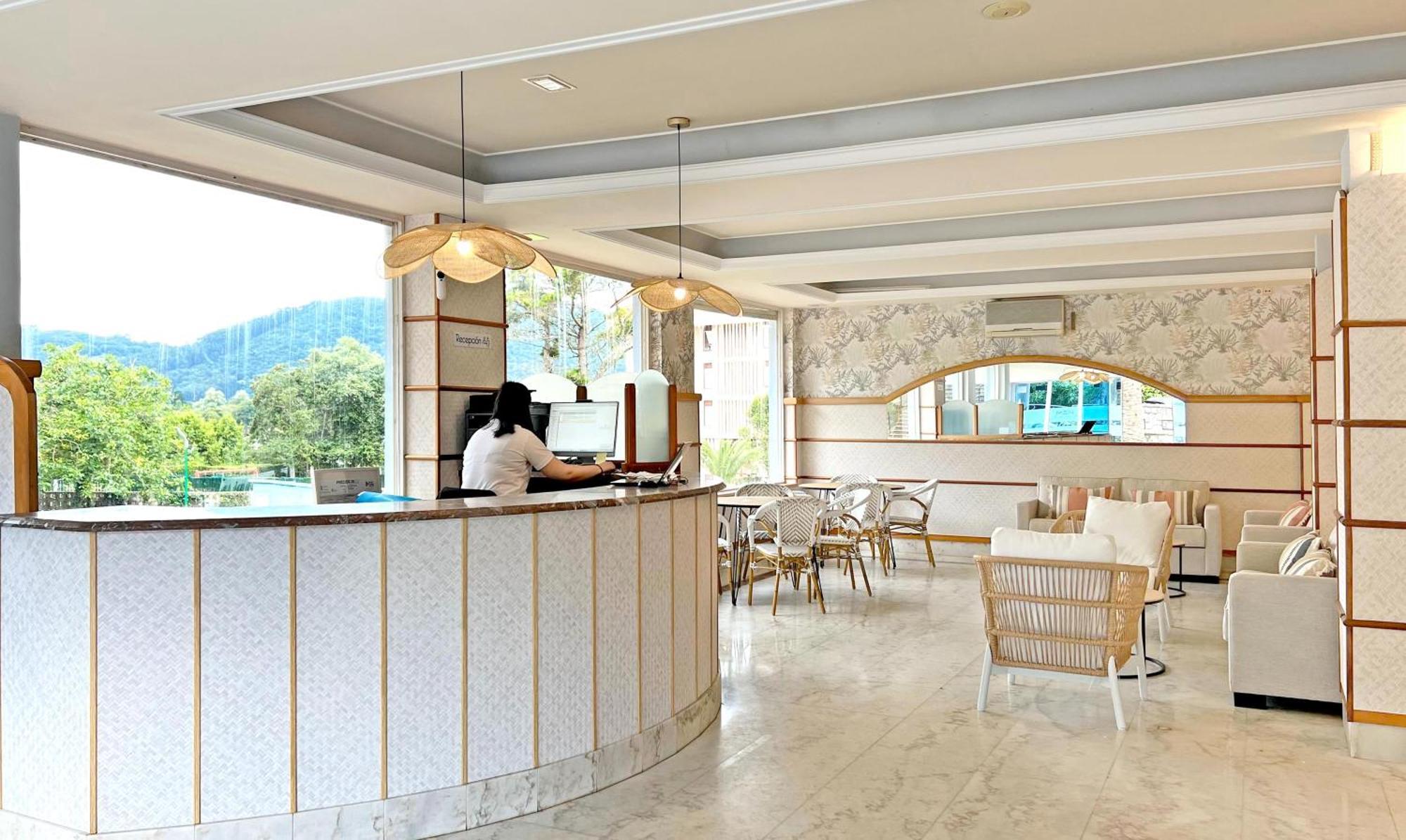 Moon Dreams Noja Hotel Екстериор снимка